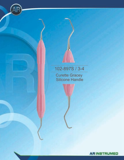 AR INSTRUMED Gracey Curette 3–4 stainless steel periodontal curette with pink ergonomic silicone handle for anterior subgingival scaling and root planing, Pakistan dental instrument supplier wholesale.